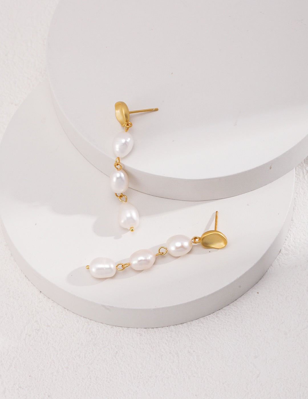 SMALL BAROQUE PEARLS EARRING