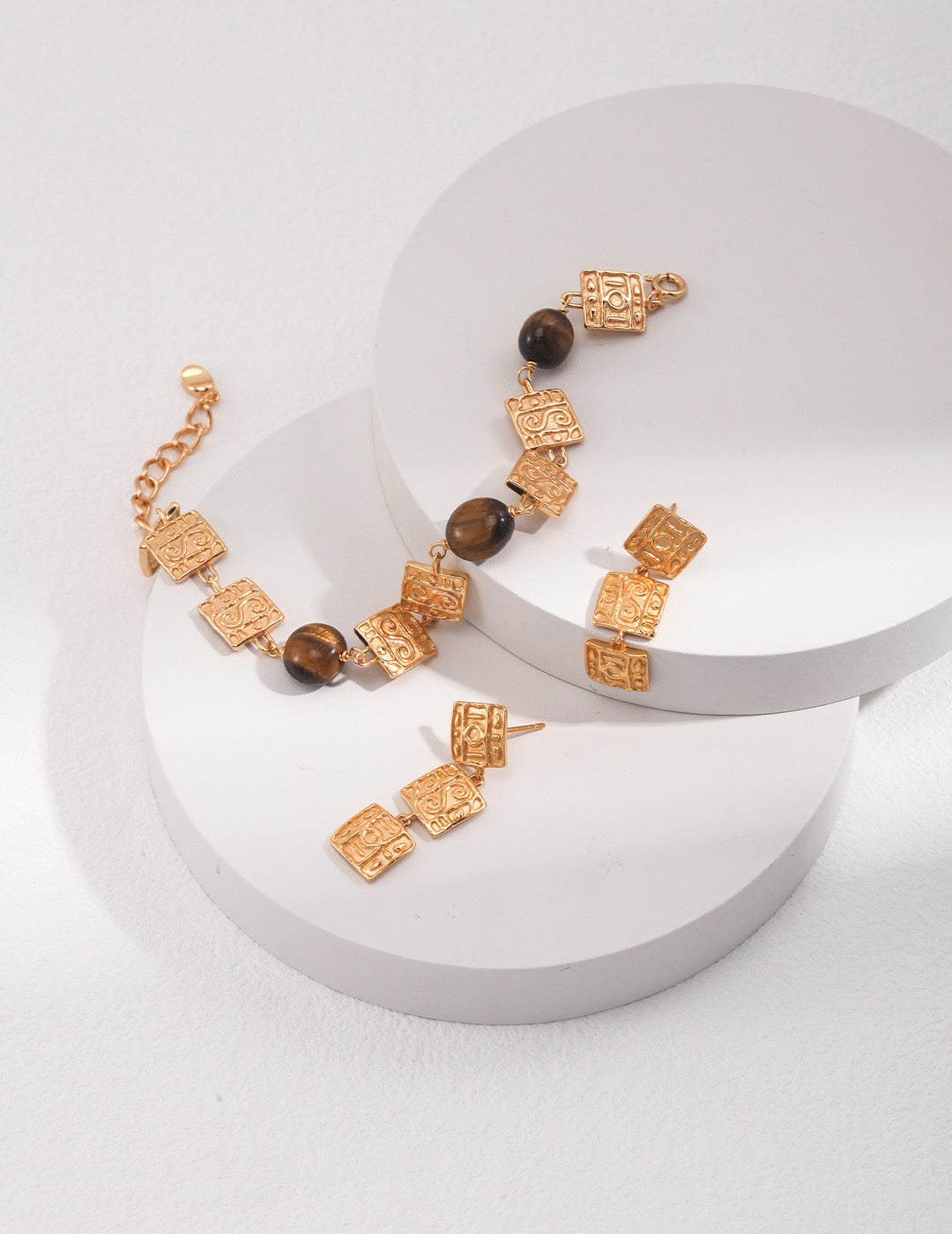 TIGER EYE STONE SQUARE PENDANT BRACELET