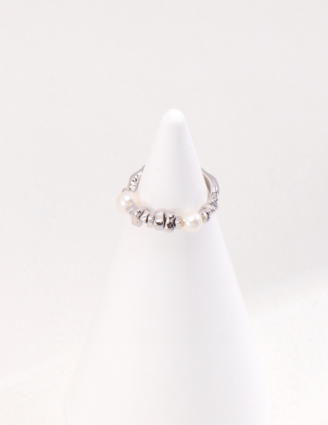 SMALL SILVER BULLION PEARL RING