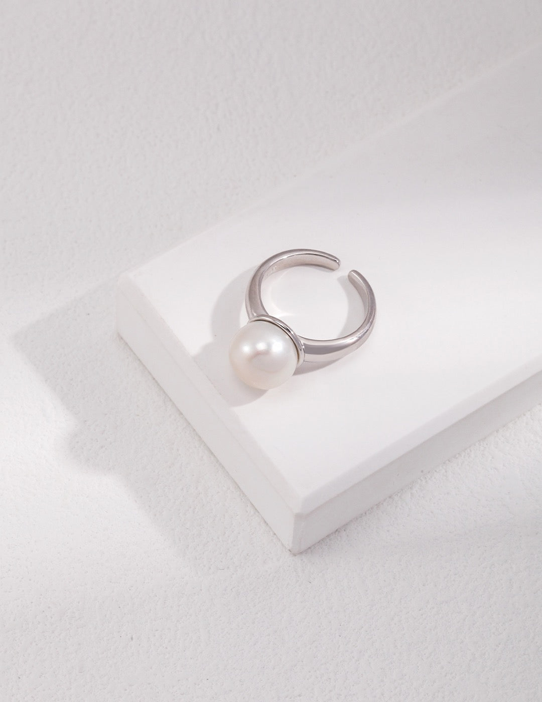 SIMPLE PEARL SILVER RING