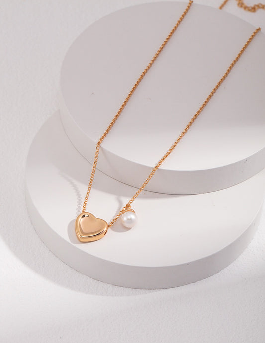 LOVE | ONE HEART PEARL NECKLACE