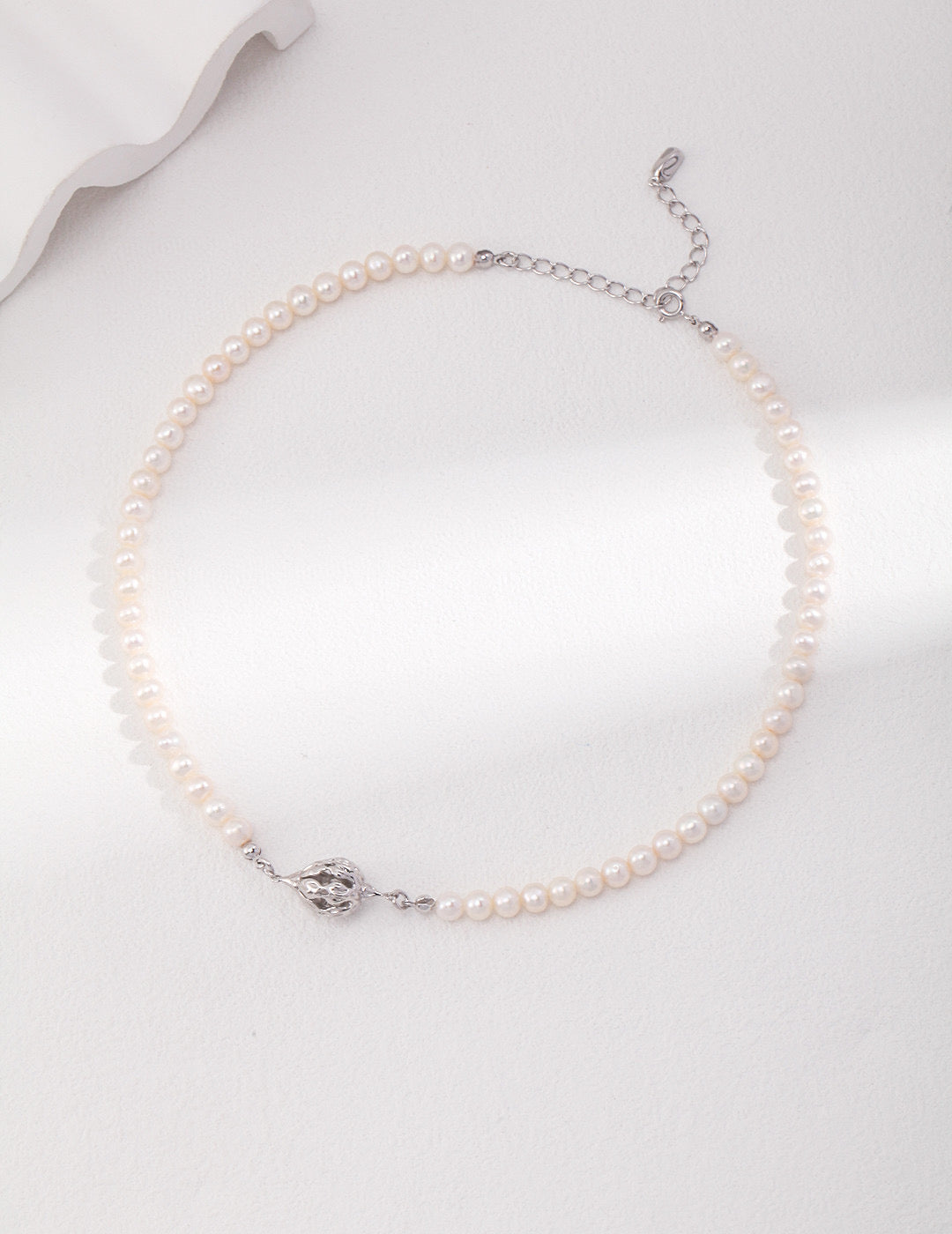 BLOSSOM PEARL NECKLACE