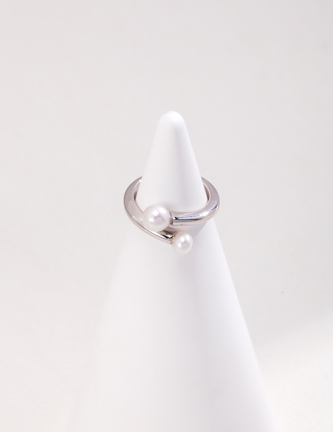 SMALL DOUBLE PEARLS RING