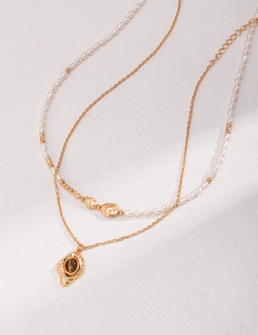 SUNNY | IRREGULAR SMALL GOLD NUGGET PEARL NECKLACE